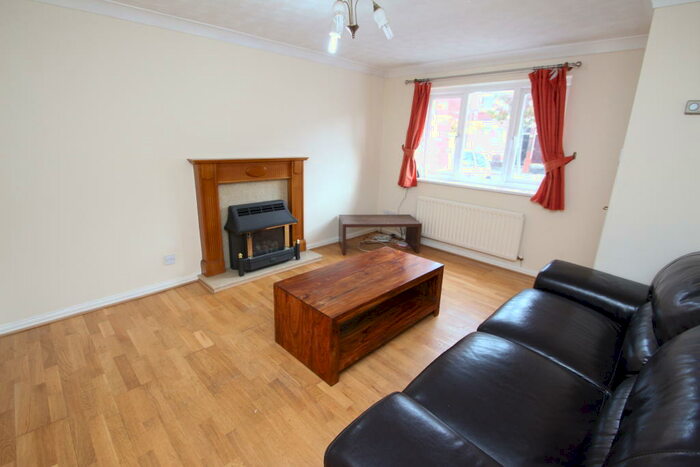 3 Bedroom House To Rent In Doncaster Road, Sandyford, NE2