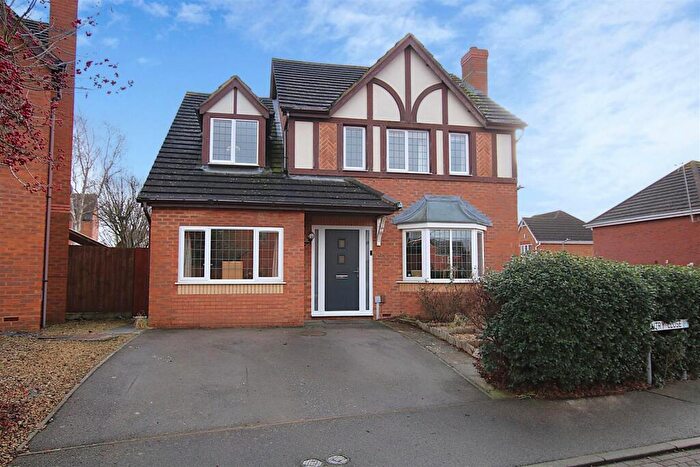 4 Bedroom Detached House For Sale In Sentry Close, Wootton, NN4