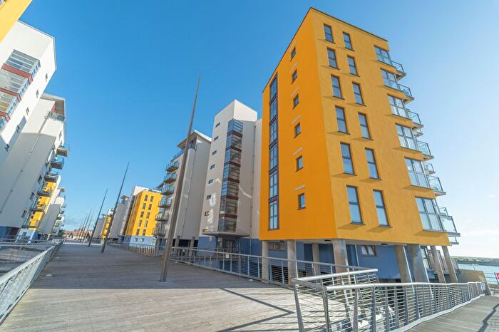 2 Bedroom Flat For Sale In Midway Quay, Eastbourne, BN23