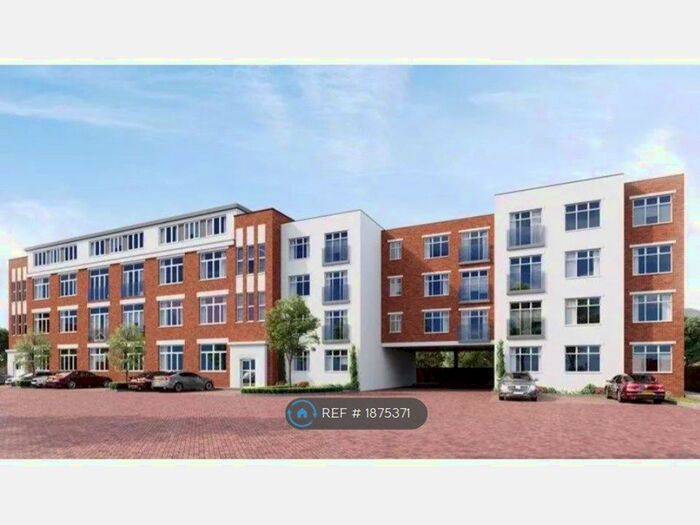 2 Bedroom Flat To Rent In Newsboy House, Luton, LU2