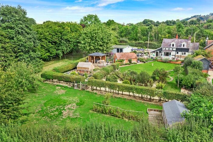 5 Bedroom Detached House For Sale In Stanford Bridge, Worcester, WR6