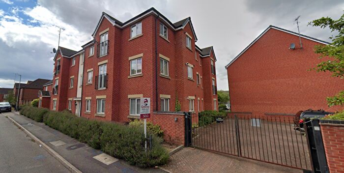 2 Bedroom Flat To Rent In Millport Road, Wolverhampton, West Midlands, WV4