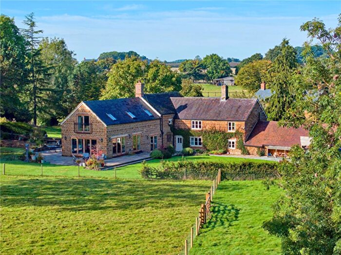 6 Bedroom Detached House For Sale In Banbury Road, Litchborough, Towcester, Northamptonshire, NN12