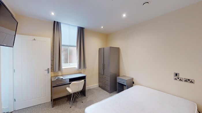 5 Bedroom Flat To Rent In Flat, Ormiston House, Pelham Street, Nottingham, NG1