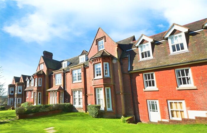 2 Bedroom Apartment For Sale In Henley Road, Ipswich, IP1