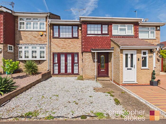 3 Bedroom Terraced House To Rent In Davison Drive, Cheshunt, Hertfordshire, EN8