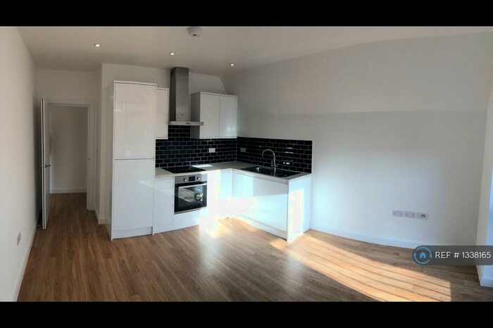 1 Bedroom Flat To Rent In Eltham High Street, London, SE9