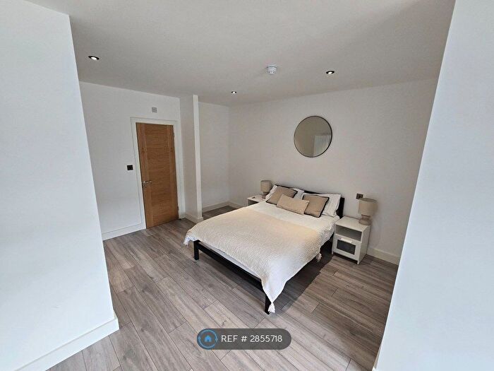 1 Bedroom Flat To Rent In Chapel St, Stafford, ST16