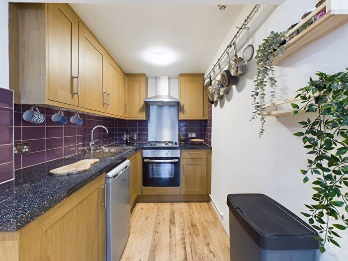 1 Bedroom Terraced House To Rent In Wilbury Road, Hove, BN3