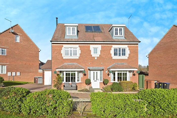 5 Bedroom Detached House For Sale In Gatekeepers Way, Watton At Stone, Hertford, SG14