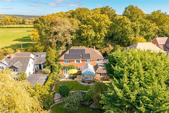 4 Bedroom Detached House For Sale In Bishops Green, Newbury, Berkshire, RG20