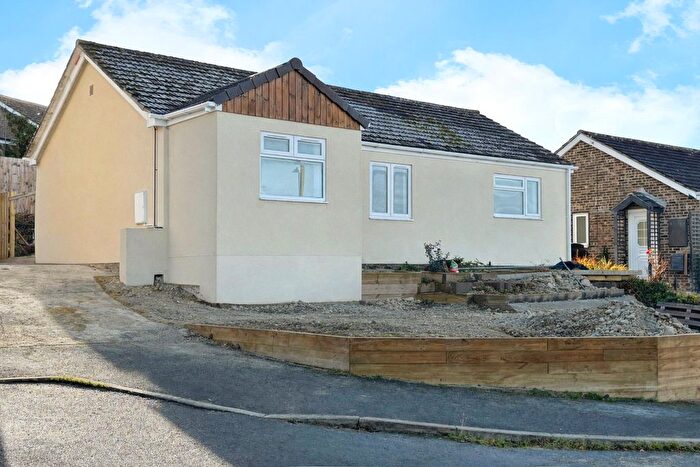 3 Bedroom Detached House For Sale In Studland Park, Westbury, BA13