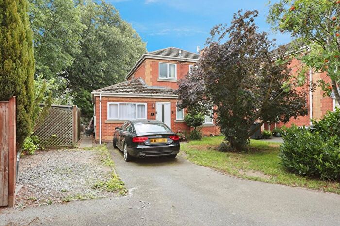 4 Bedroom House For Sale In Perry Grove, Loughborough, Leicestershire, LE11