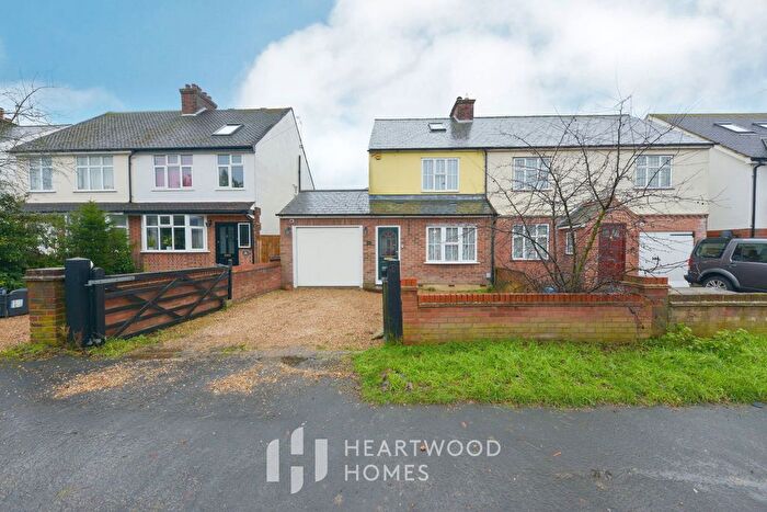 3 Bedroom Semi-Detached House For Sale In White Horse Lane, London Colney, St. Albans, AL2