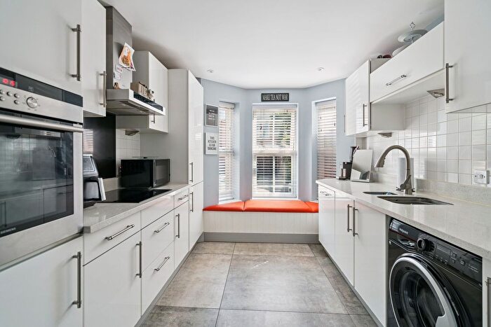 4 Bedroom End Terrace House To Rent In Bury Lane, Rickmansworth, WD3