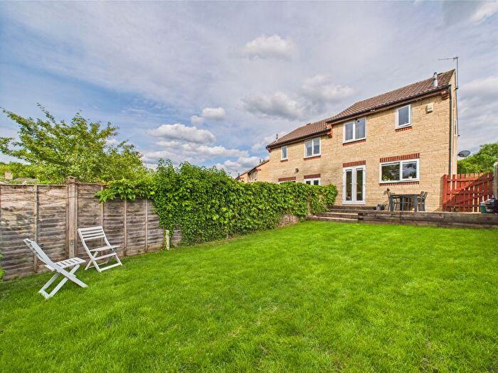3 Bedroom Semi-Detached House For Sale In Dudbridge Meadow, Stroud, GL5