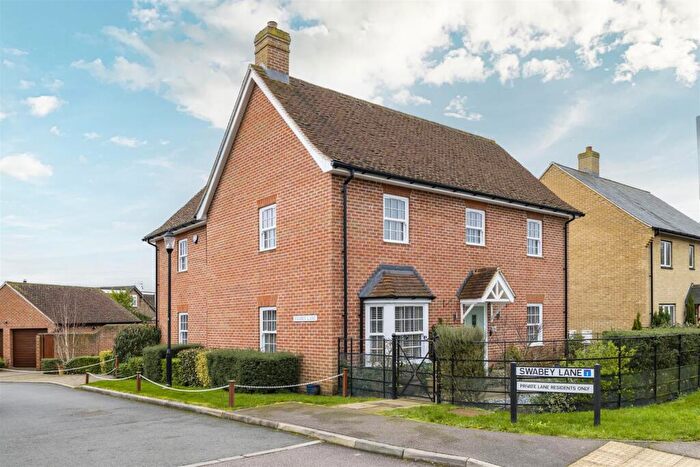 4 Bedroom Detached House For Sale In High Street, Cranfield, Bedford, MK43
