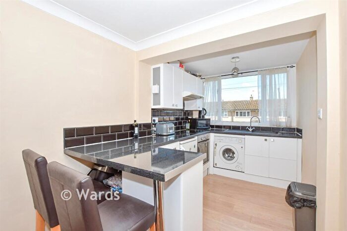 2 Bedroom Apartment For Sale In Catlyn Close, East Malling, West Malling, Kent, ME19