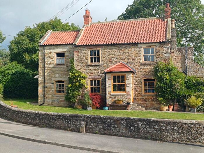 4 Bedroom Detached House For Sale In Richmond Road, Brompton On Swale, DL10