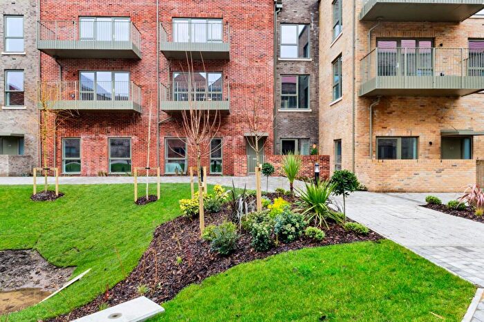 Apartment For Sale In Newmarket Road, Cambridge, CB5
