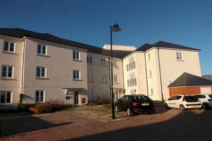 1 Bedroom Flat To Rent In Lauder House, Waterlooville, PO7