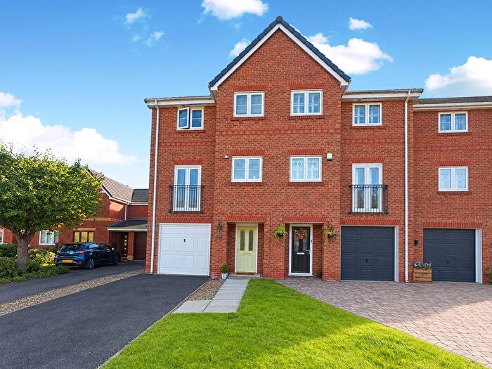 4 Bedroom Semi Detached House For Sale In Mottram Drive, Nantwich, CW5