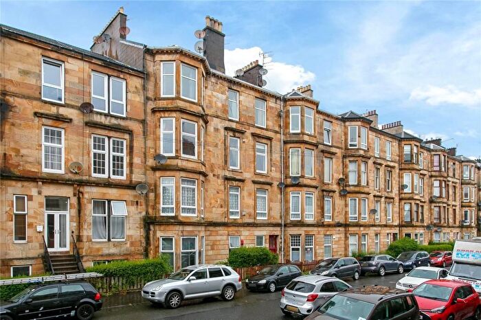3 Bedroom Flat For Sale In , Garturk Street, Flat -, Glasgow, G42