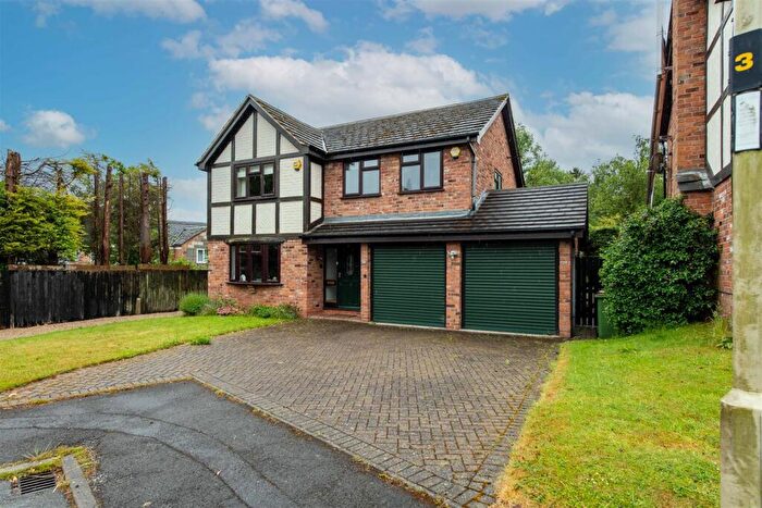 4 Bedroom Detached House For Sale In Cooks Drive, Castle Donington, Derby, DE74