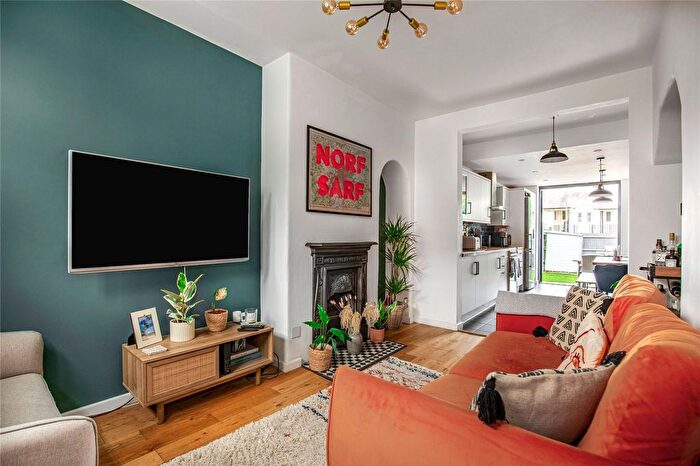 2 Bedroom Terraced House For Sale In Coteford Street, Tooting Broadway, SW17