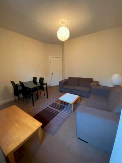1 Bedroom Flat To Rent In Cathcart Place, Dalry, Edinburgh, EH11