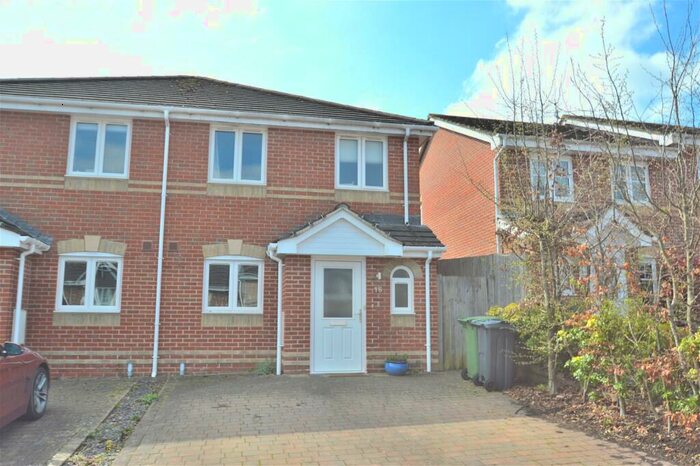 3 Bedroom Semi-Detached House To Rent In The Crossways, Chandler's Ford, SO53