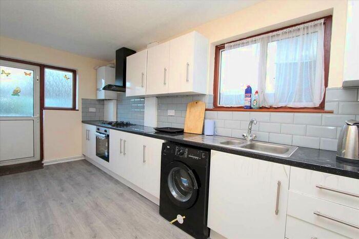 5 Bedroom Property To Rent In London Road, West Thurrock, West Thurrock, RM20