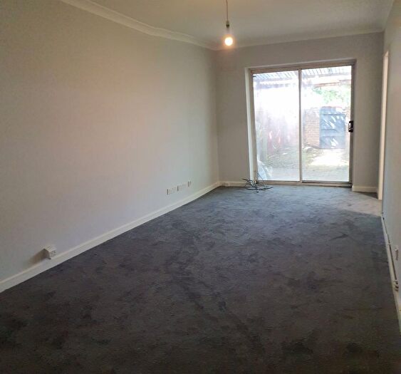 1 Bedroom Maisonette To Rent In Bronhill Terrace, Lansdowne Road, London, N17