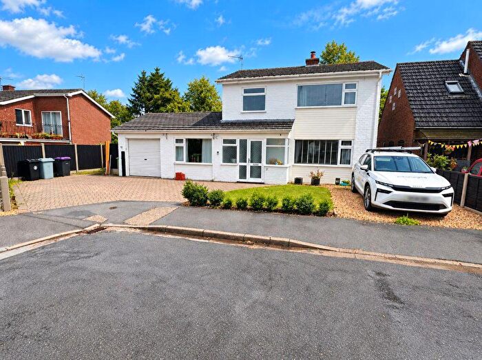 5 Bedroom Detached House For Sale In Brookside, Ancaster, Grantham, Lincolnshire, NG32
