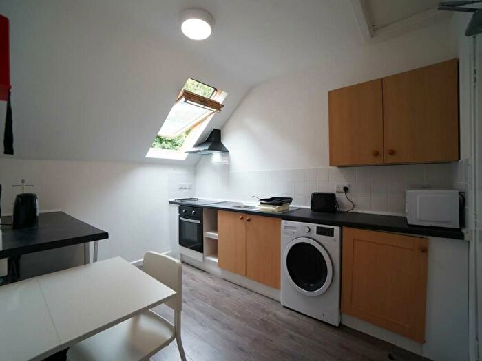 1 Bedroom Apartment To Rent In High Street, Bangor, LL57