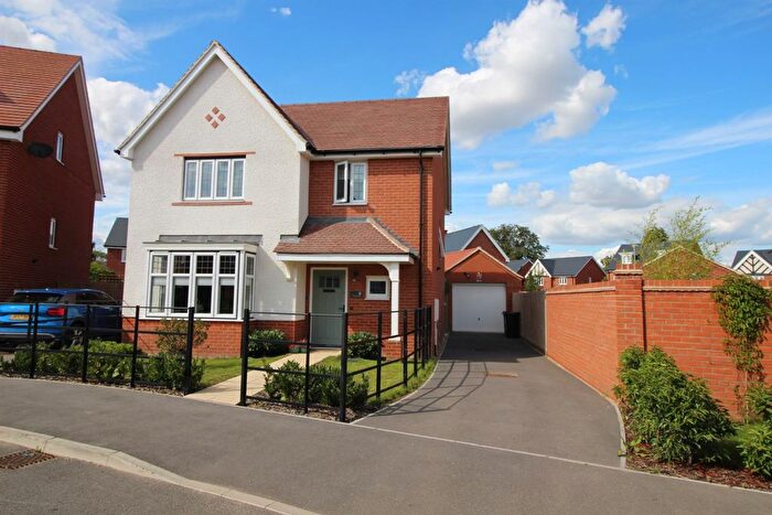 4 Bedroom Detached House To Rent In Clover Avenue, Feering, CO5