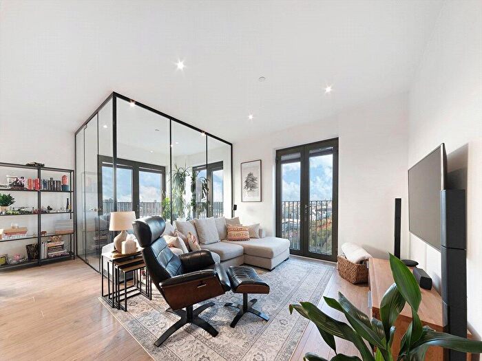 2 Bedroom Apartment To Rent In Atlantis Avenue, London, E16