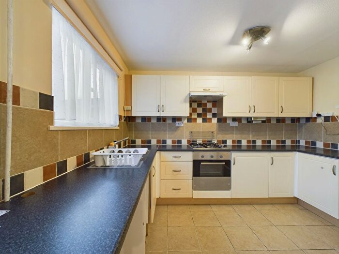 4 Bedroom End Of Terrace House To Rent In Riseholme, Orton Goldhay, Peterborough, PE2