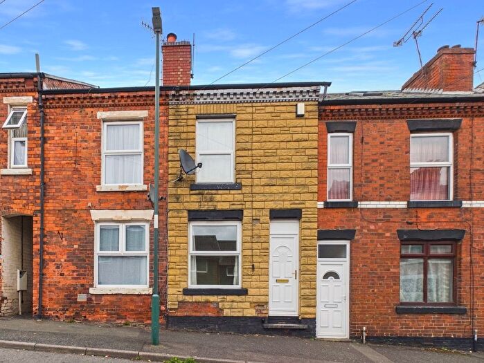 3 Bedroom Terraced House For Sale In Ridgway Street, Nottingham, NG3