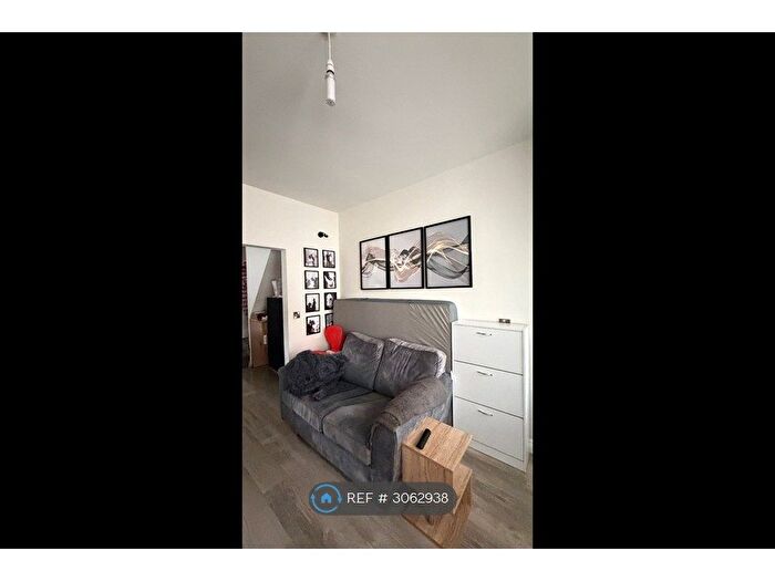 2 Bedroom Semi Detached House To Rent In Montrose Street, Middlesbrough, TS1