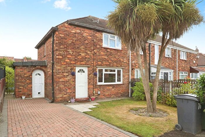 2 Bedroom Semi Detached House For Sale In Acres Hall Crescent, Pudsey, LS28