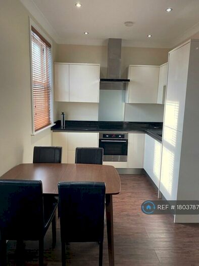 1 Bedroom Flat To Rent In Hornsey Road, London, N19