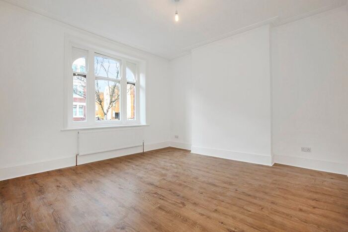 2 Bedroom Property To Rent In Honeybourne Road, London, NW6