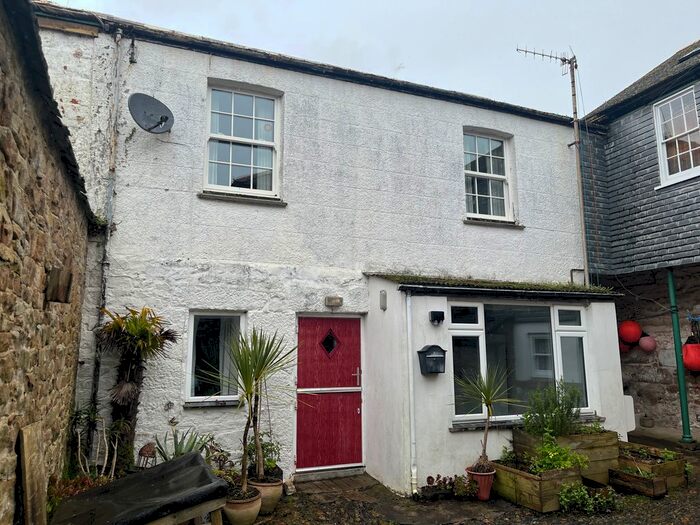 1 Bedroom Terraced House To Rent In Alverton Place, Penzance, TR18