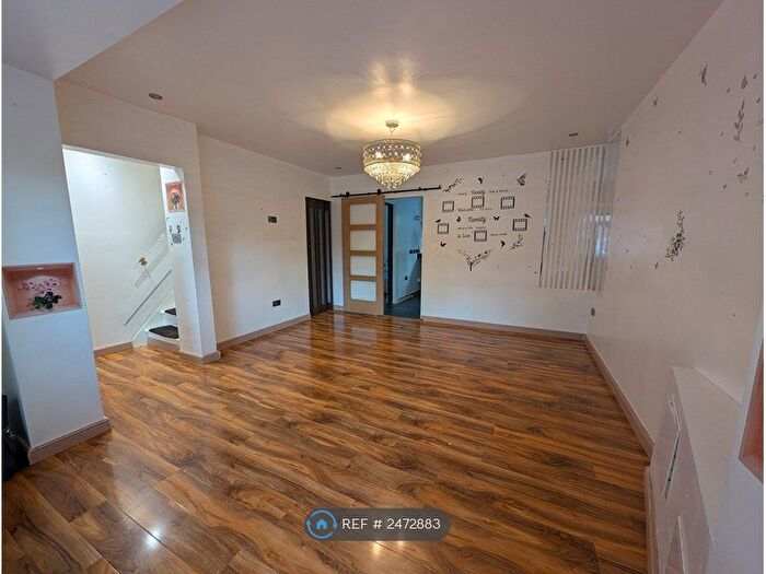 3 Bedroom Terraced House To Rent In Hurstcroft Road, Birmingham, B33