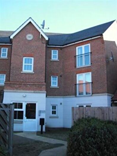 2 Bedroom Apartment To Rent In Allenby Road, West Thamesmead, SE28