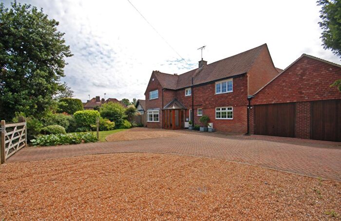 4 Bedroom Detached House To Rent In Whitstable Road, Blean, Canterbury, CT2