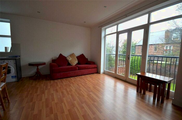 2 Bedroom Apartment To Rent In Glenhaven House, Clyde Road, West Didsbury, Manchester, M20