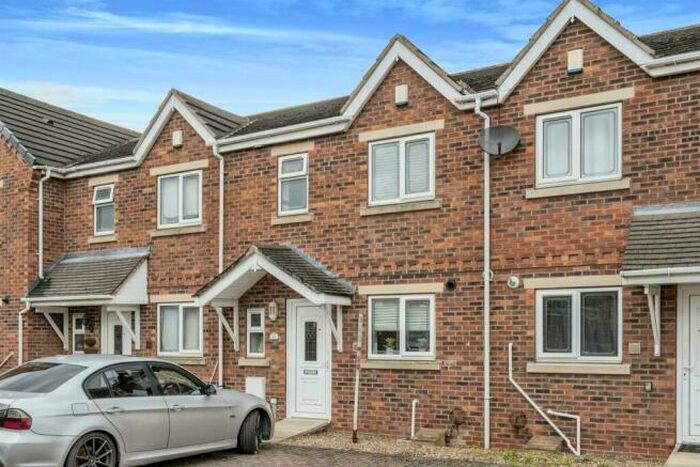 2 Bedroom Terraced House To Rent In Haslemere Court, Bentley, DN5
