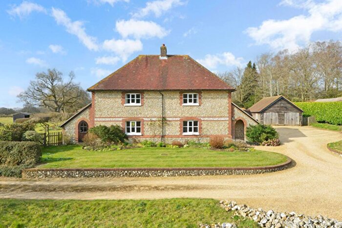 4 Bedroom Detached House For Sale In Hurst Lane, Privett, GU34